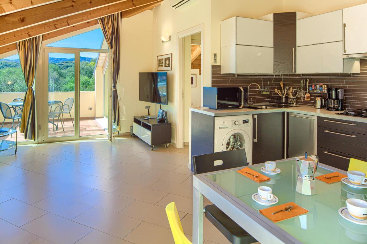 Appartamenti Villa Il Poggiolo Диано Марина Екстериор снимка